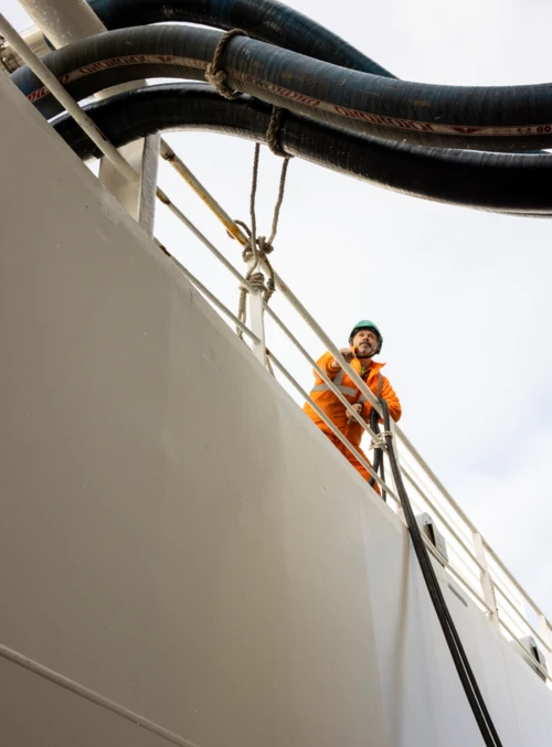 Picture of a Citrosuco employee on a ship in North Sea Port’s Ghent sub-area.