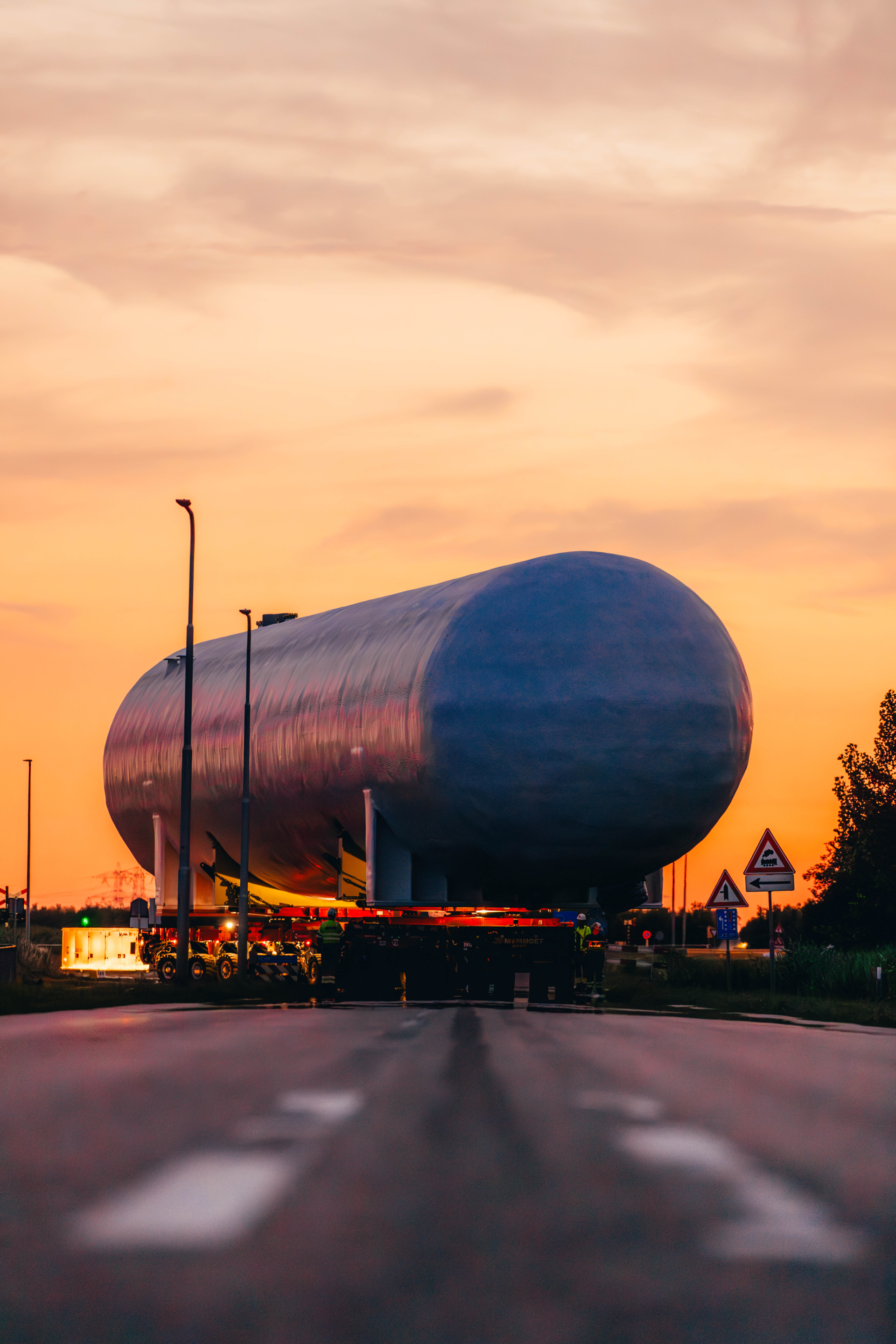 Picture of a transport of stored CO₂ by Yara Sluiskil in the Terneuzen sub-area of North Sea Port.